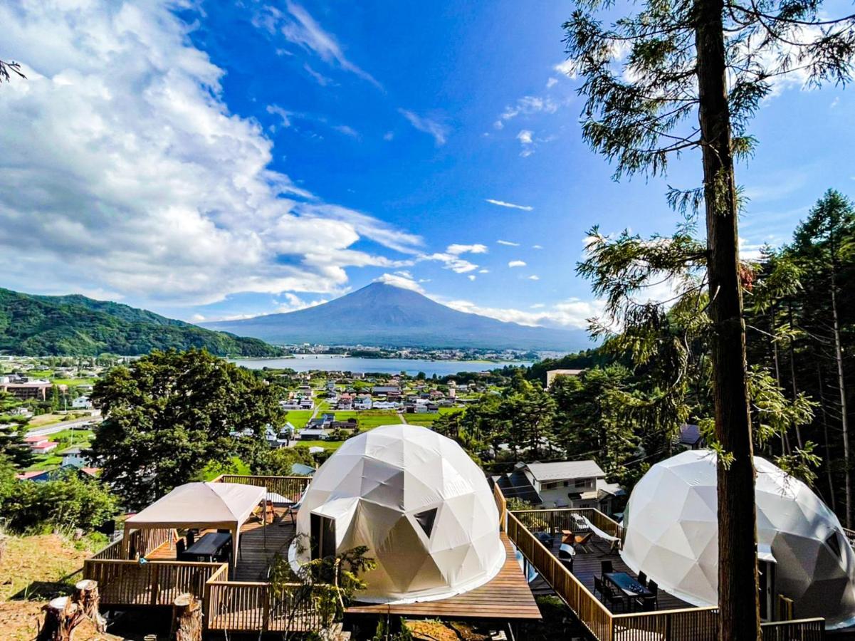 Mt.Fujiグランピングテラス　嶺乃華 Hotel Fujikawaguchiko Bagian luar foto