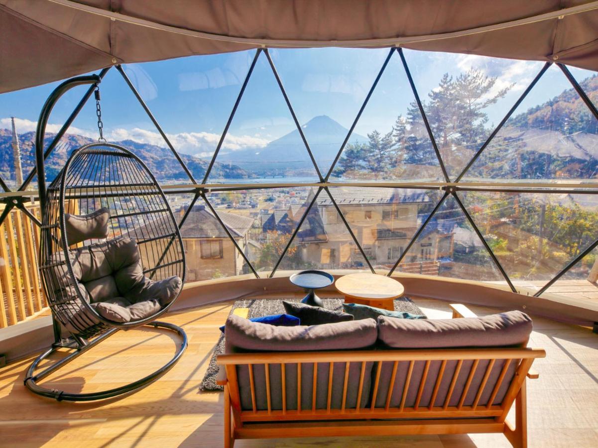 Mt.Fujiグランピングテラス　嶺乃華 Hotel Fujikawaguchiko Bagian luar foto